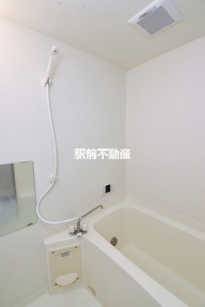 バス・シャワールーム　写真は別部屋