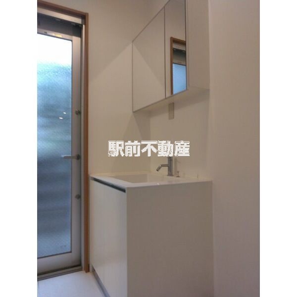 洗面設備　写真は別部屋