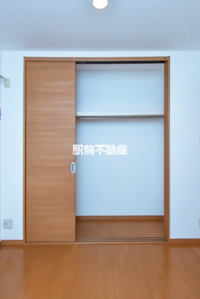 収納　写真は別部屋