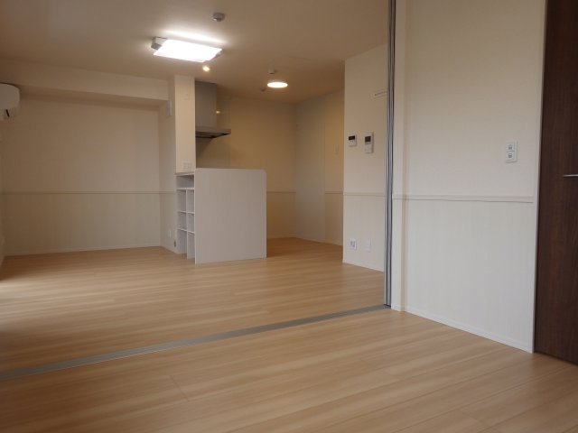 トイレ　温水洗浄暖房便座