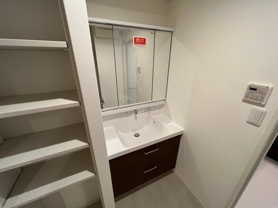 洗面設備　※別部屋の写真です