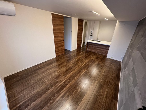 居室・リビング　※別部屋の写真です