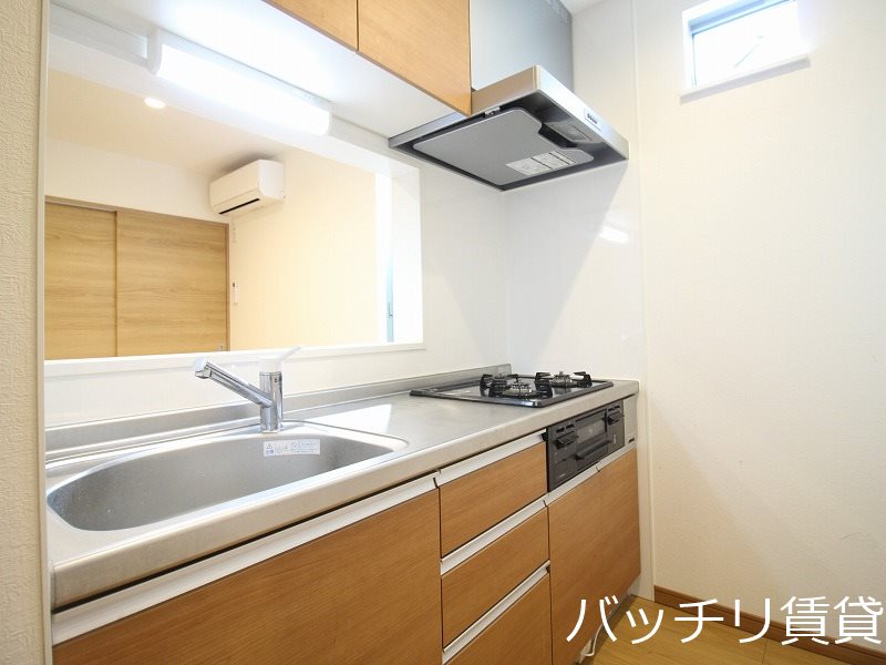 キッチン　画像は同シリーズ参考画像の為、現況を優先いたします。
