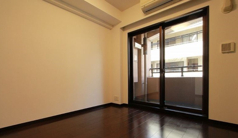 居室・リビング　※別部屋参考写真