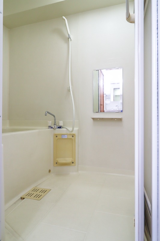 バス・シャワールーム　図面と現状に相違がある場合には現状を優先