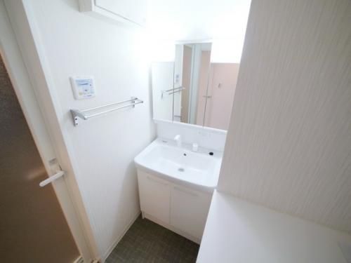 洗面設備　（別タイプ参考写真）イストアール　　板橋区大和町