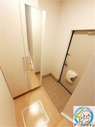 玄関　※パース写真