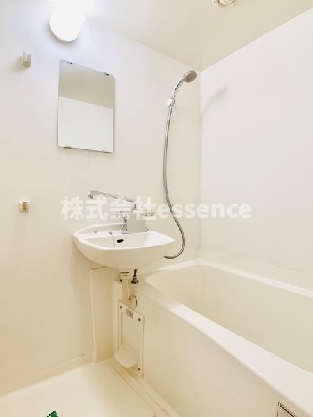 バス・シャワールーム　弊社ではオンライン対応・現地対応可能です♪