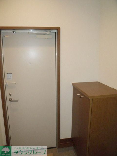 玄関　もちろんシューズボックス付き