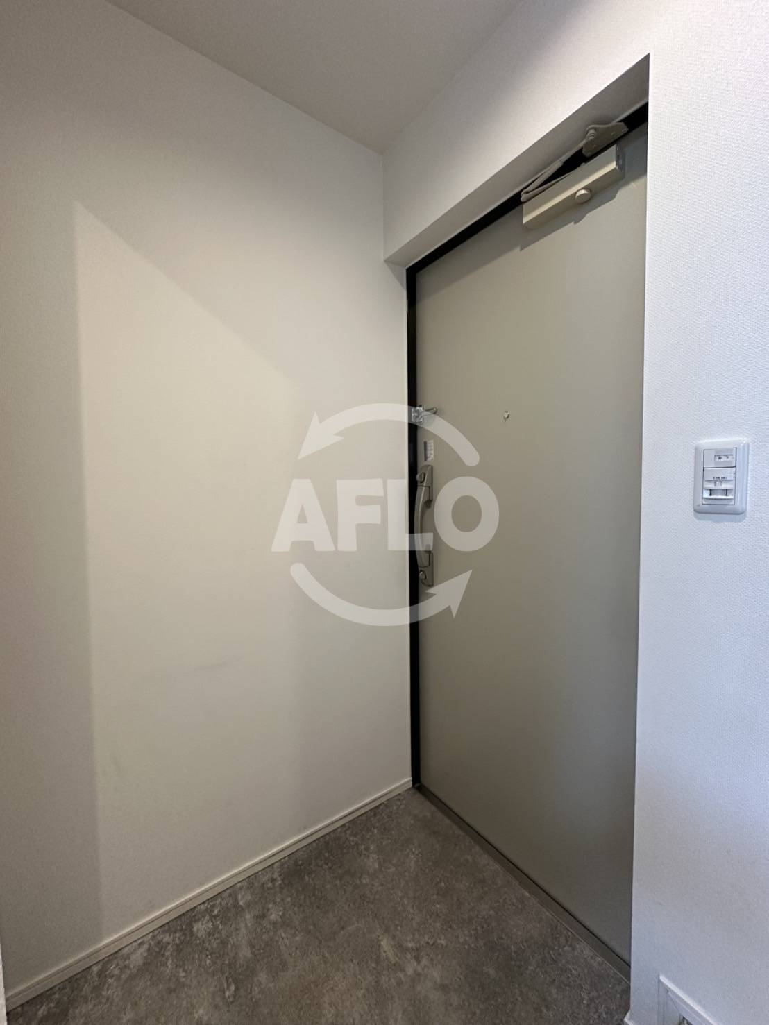 玄関　パトリ御池　玄関