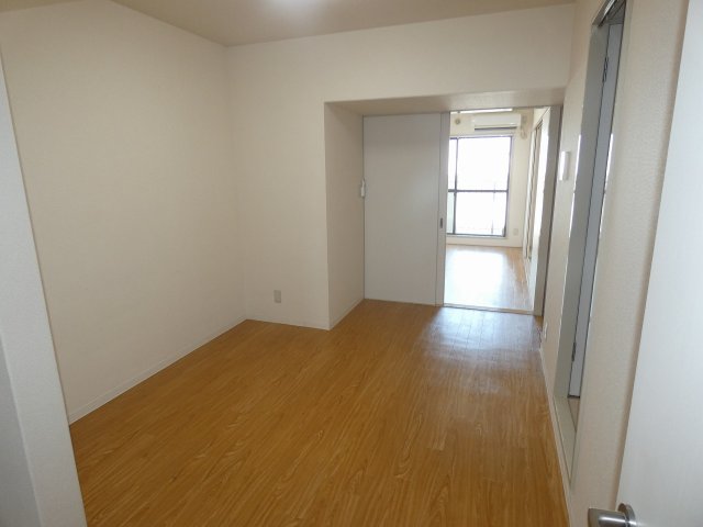 居室・リビング　ゆとりあるダイニングスペースです。