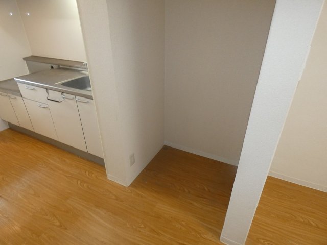 その他部屋・スペース　冷蔵庫置き場になります。