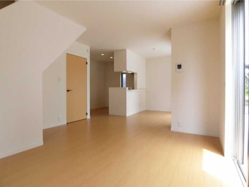 居室・リビング　図面と現状に相違がある場合には現状を優先