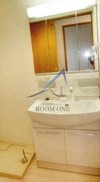 洗面設備　洗面台です。