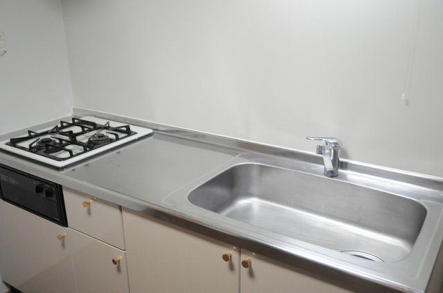 キッチン　2口ガスコンロのワイドタイプキッチン
