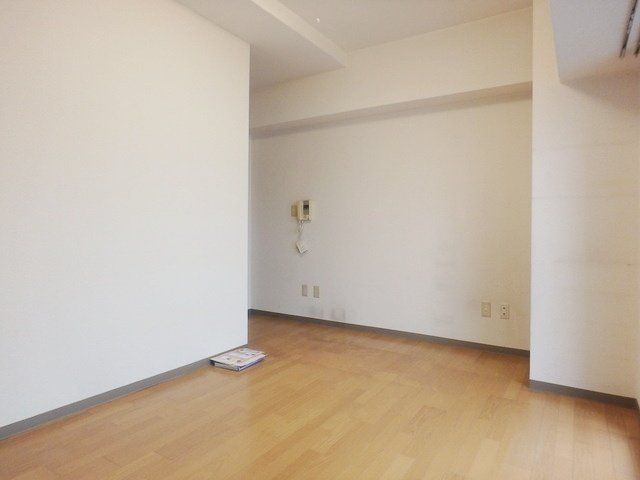 居室・リビング　★エアコン付き★