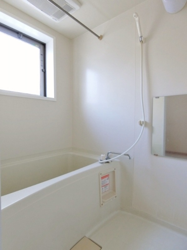 バス・シャワールーム　図面と現状に相違がある場合には現状を優先