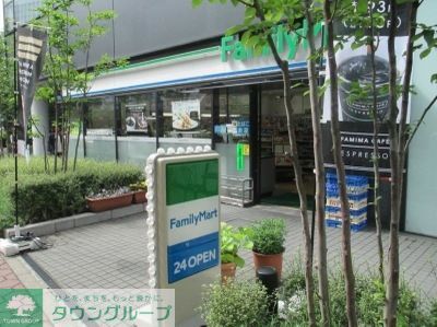 コンビニ　ファミリーマートトキワ大崎店（コンビニ）まで300m