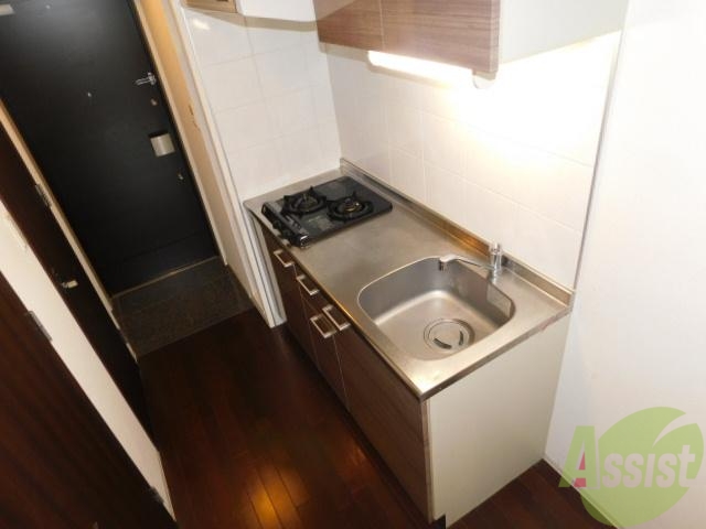 キッチン　機能的で落ち着いたキッチン。