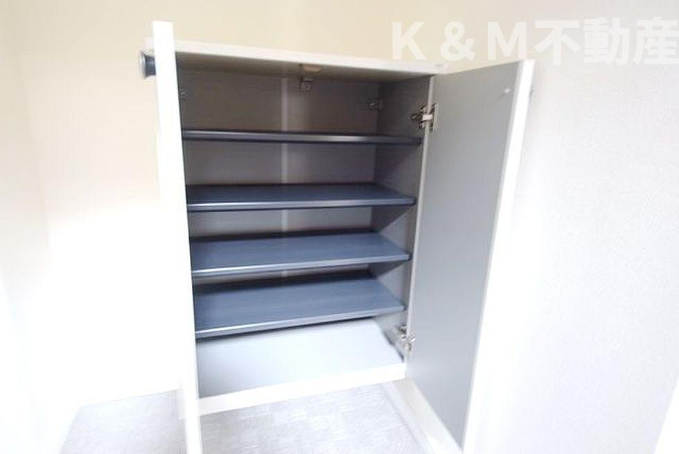 玄関　明るい玄関です