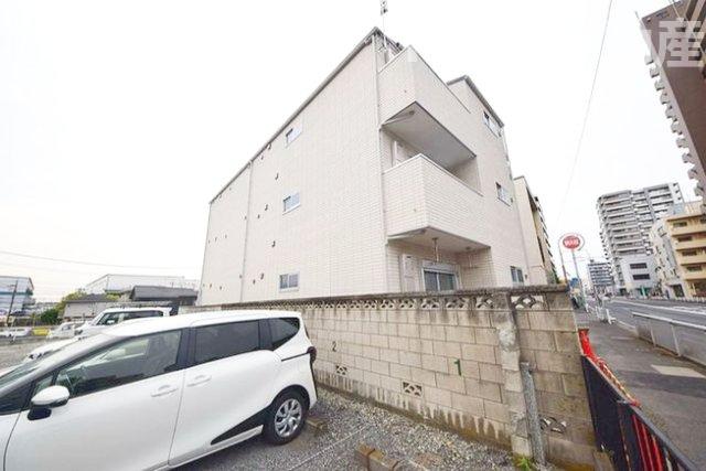 建物外観　外観は落ち着いています