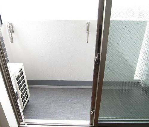 バルコニー　南東向きのバルコニー。