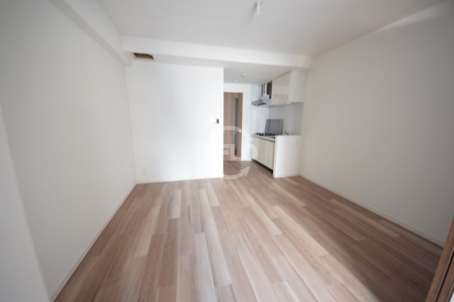 居室・リビング　RISING Maison 本町橋　リビング