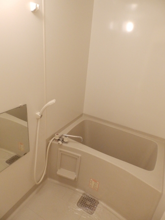 バス・シャワールーム　お風呂で日々の疲れを落としましょう