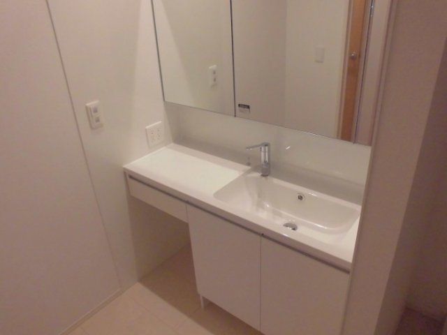 洗面設備　☆嬉しい独立洗面台☆