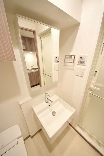 洗面設備　★独立洗面台付き★