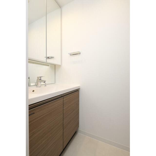 洗面設備　※写真は同タイプ住戸です。