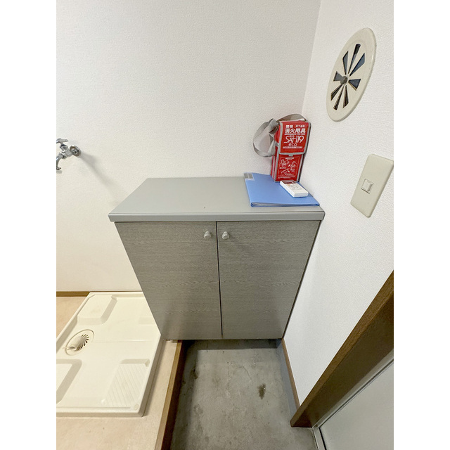 玄関　シューズボックス付