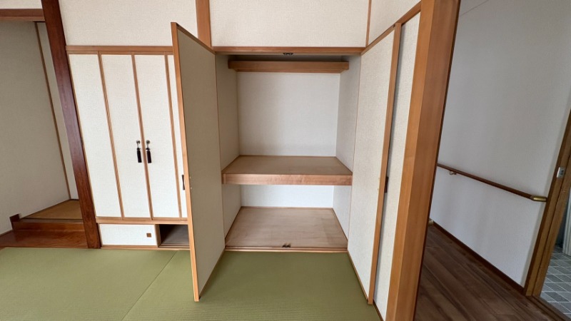 収納　押し入れ