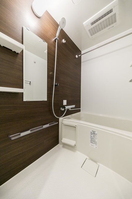 バス・シャワールーム　※写真は同タイプ住戸です。