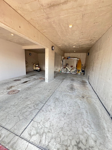 駐車場　駐車スペースもあります