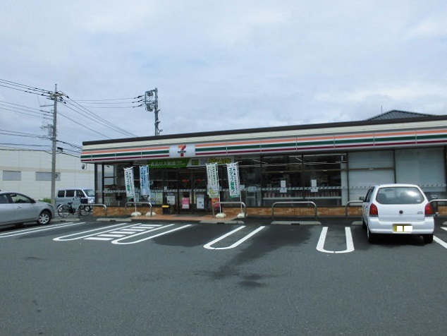 コンビニ　セブンイレブン（コンビニ）まで600m