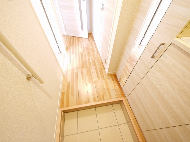 玄関　ゆったりとした玄関です