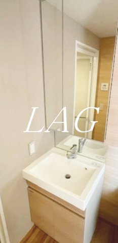 洗面設備　独立洗面台です。