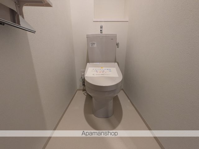 広島電鉄宇品線 中電前駅 徒歩6分 15階建 築2年のトイレ写真