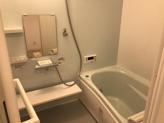 バス・シャワールーム　お風呂です