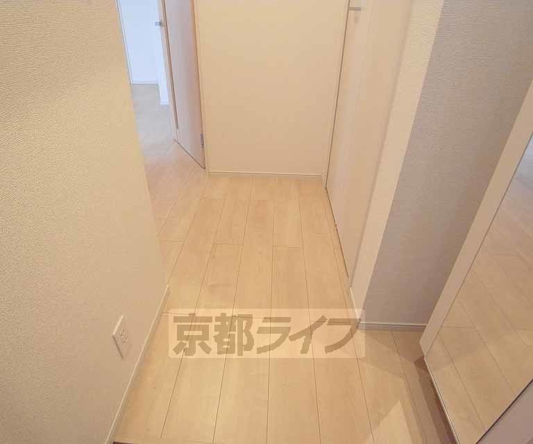 その他部屋・スペース　すっきりとした廊下です。
