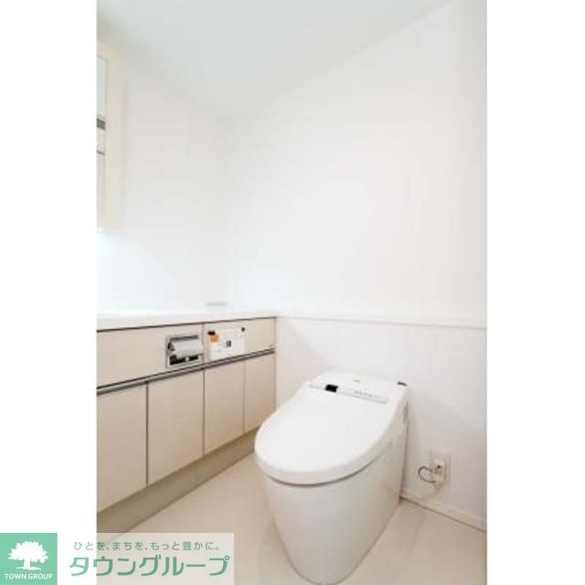 トイレ　※写真は同タイプ住戸です。
