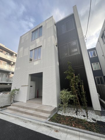 建物外観　ELYSEE HATSUDAI、西新宿五丁目駅徒歩11分！