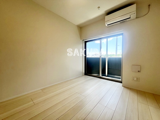 居室・リビング　開放感のあるゆったりとしたお部屋です♪