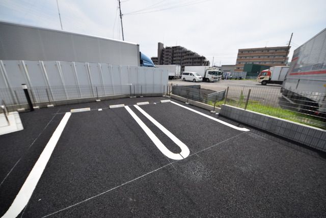 駐車場　★敷地内駐車場　空き用確認！★
