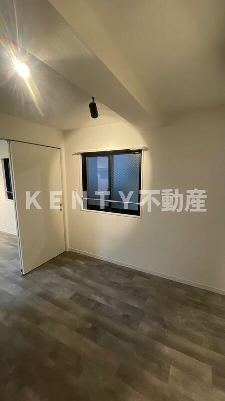 その他部屋・スペース　落ち着いて過ごせるお部屋なので、寝室にいかがでしょうか