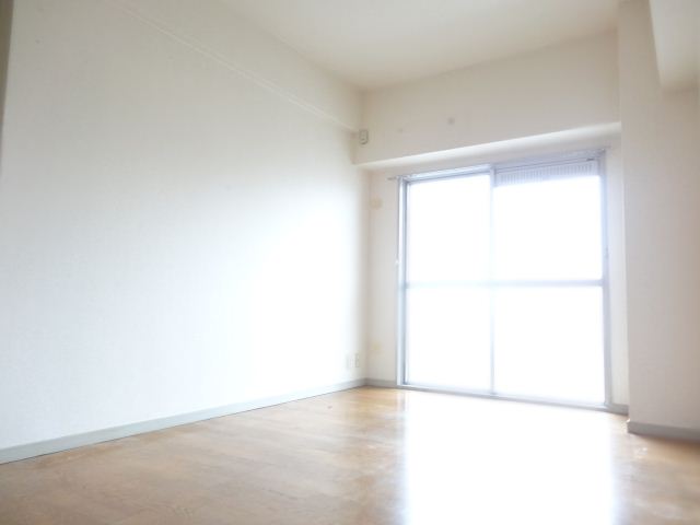 居室・リビング　明るいお部屋です。