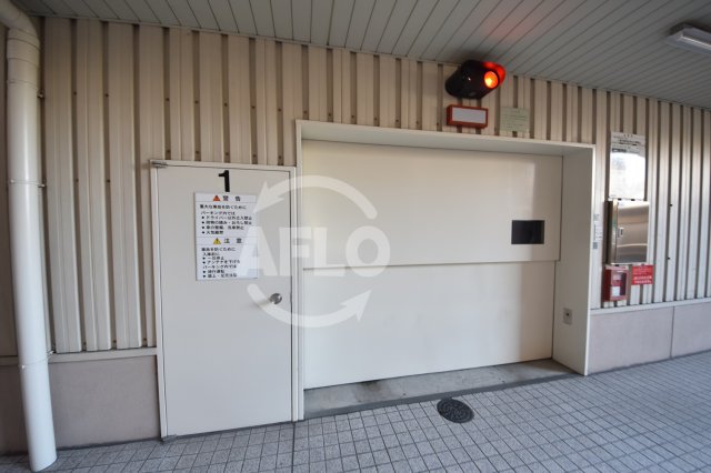 駐車場　南堀江パークホームズ　駐車場