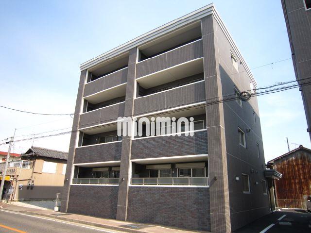 建物外観　タイル張りです
