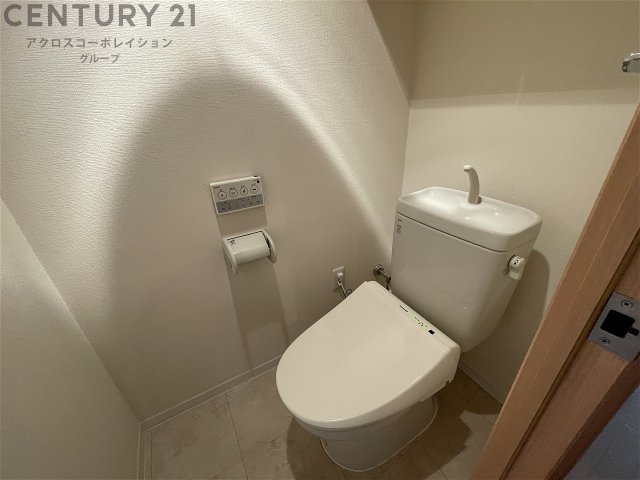 トイレ　シンプルで使いやすいトイレです♪